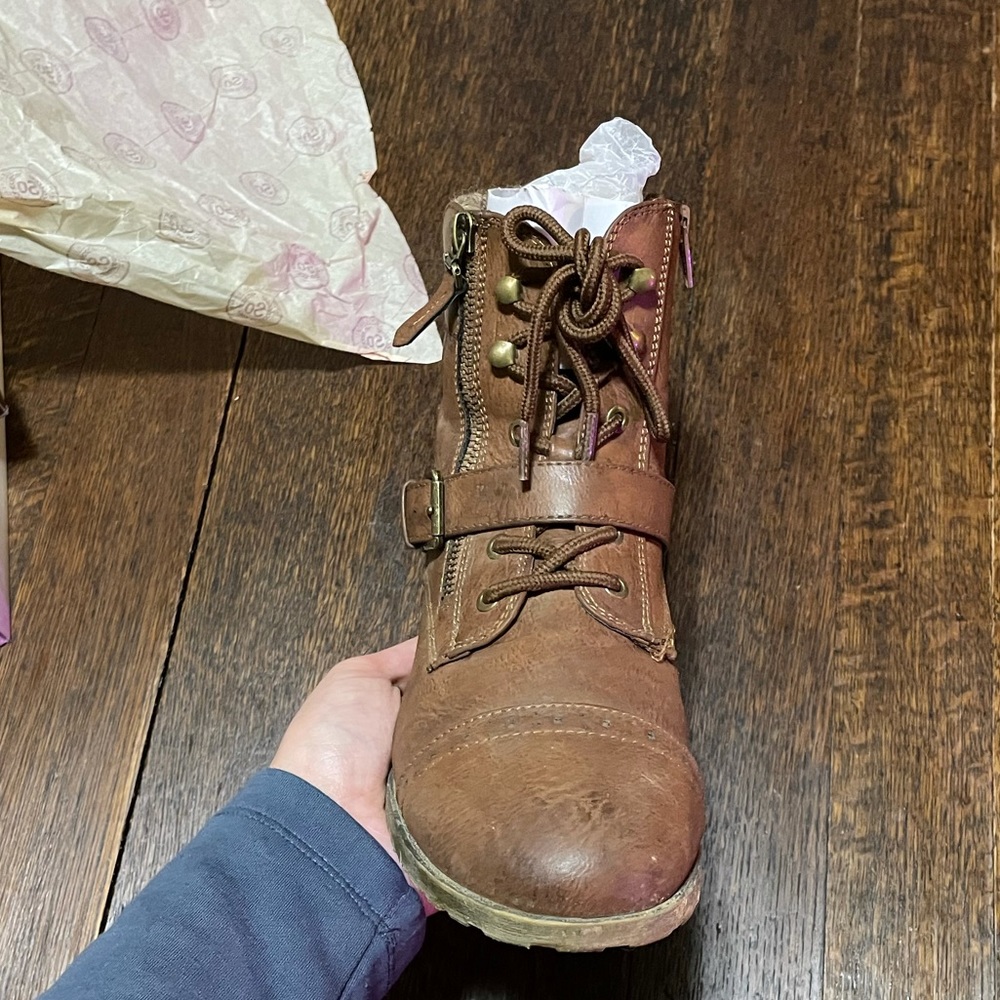 SO Hackberry Ankle Lace-Up Boots in Cognac 8.5 - Picture 8 of 16